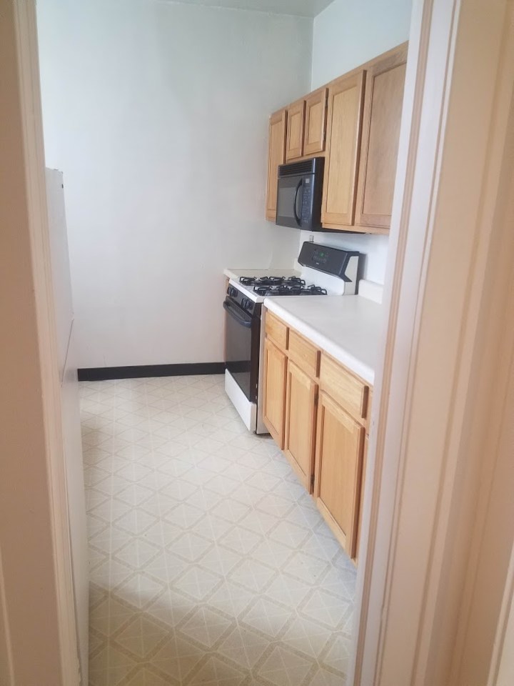 Poplar Place Image 7