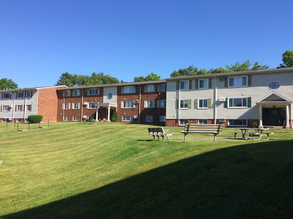 Stoney Creek Apartments Image 32