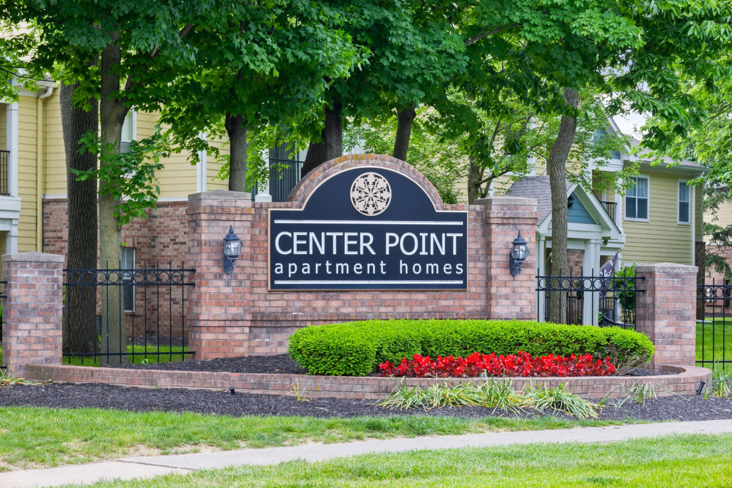 Center Point Apartments Image 30