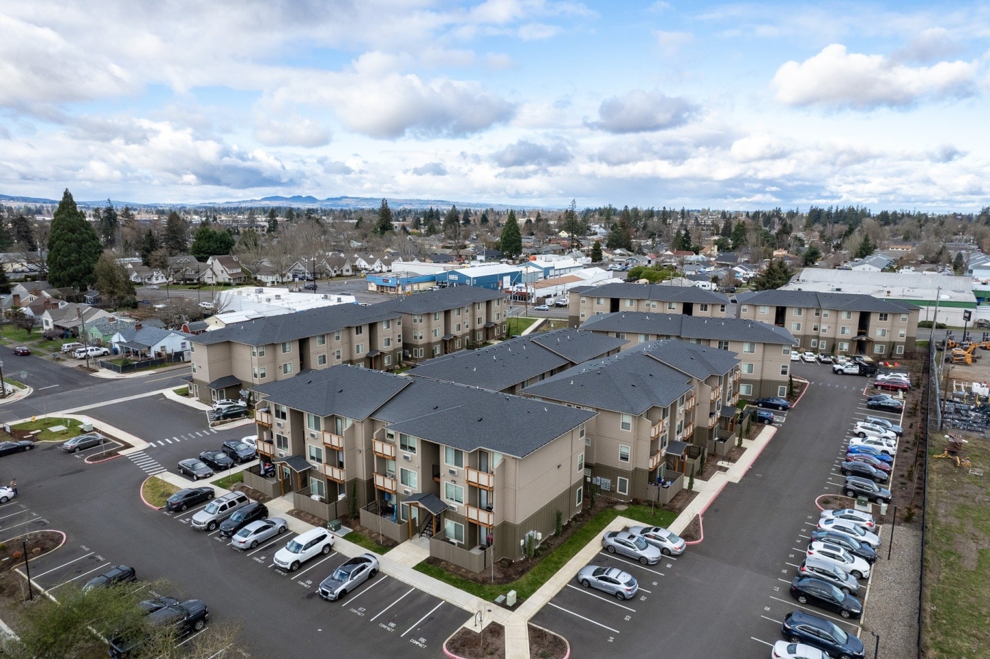 Willow Tree Place Apartments Image 10