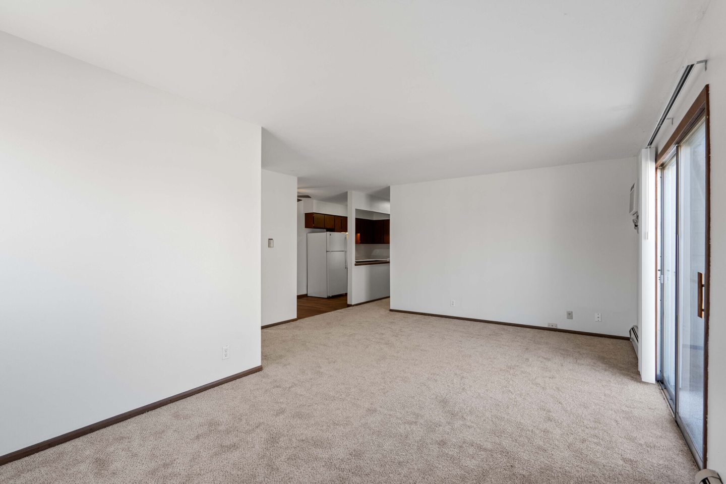 Sterling House Apartments Image 4