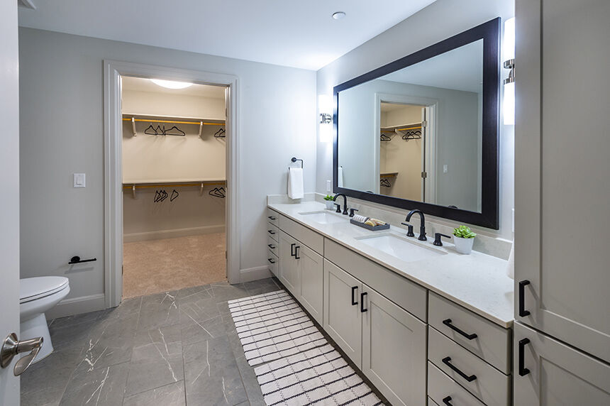 NOVEL River Oaks by Crescent Communities Image 74