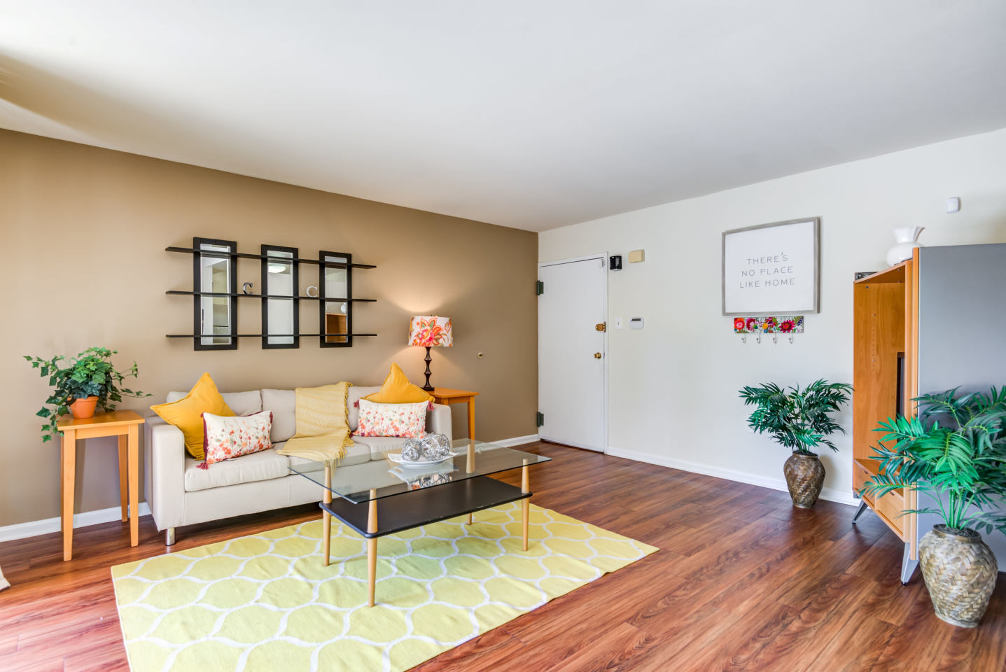 Capital Crossing Apartments Image 3