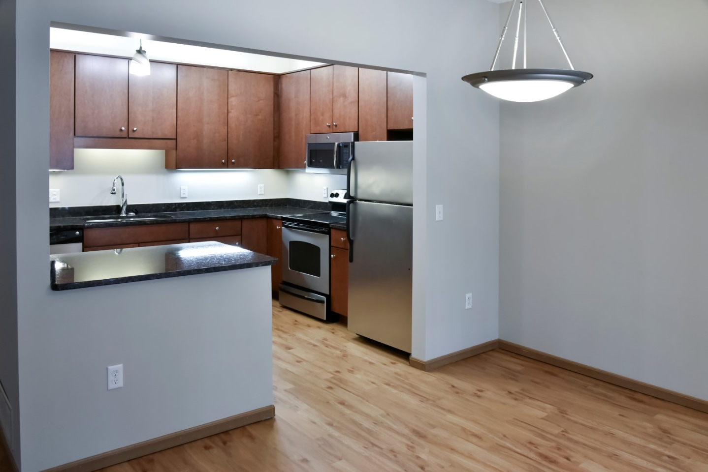 Cedar Pointe Townhomes Image 22