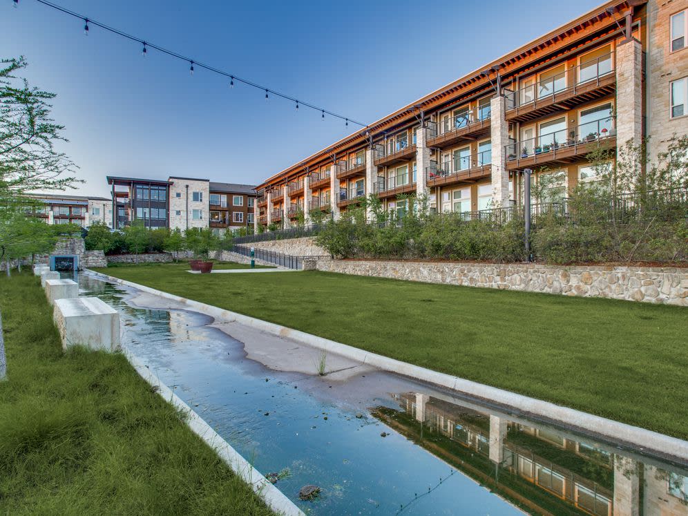 Avalon by AvalonBay West Plano Image 33