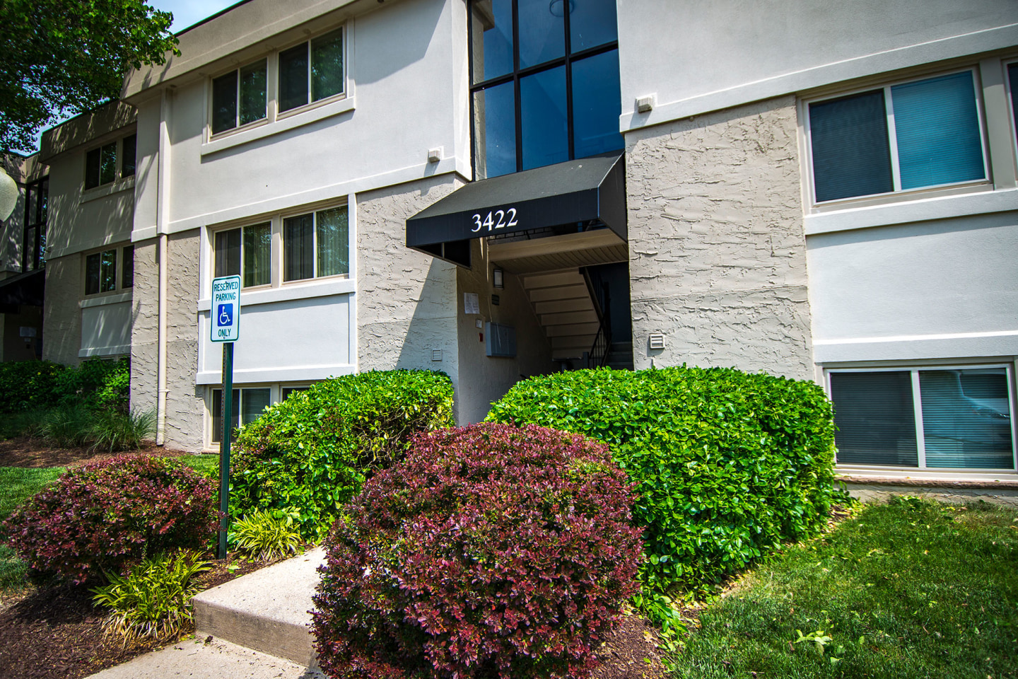Ashley Apartments Image 7