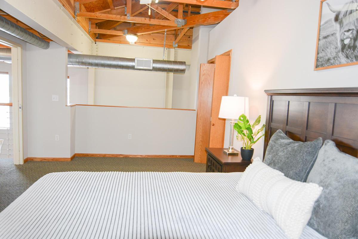 Lofts in Old Town Square Image 4