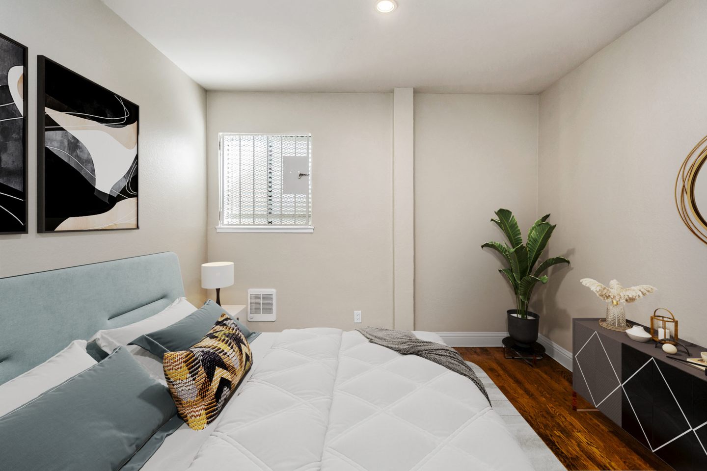 2385 Folsom Image 14
