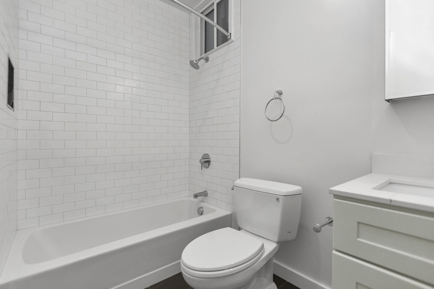 610 LEAVENWORTH Image 33