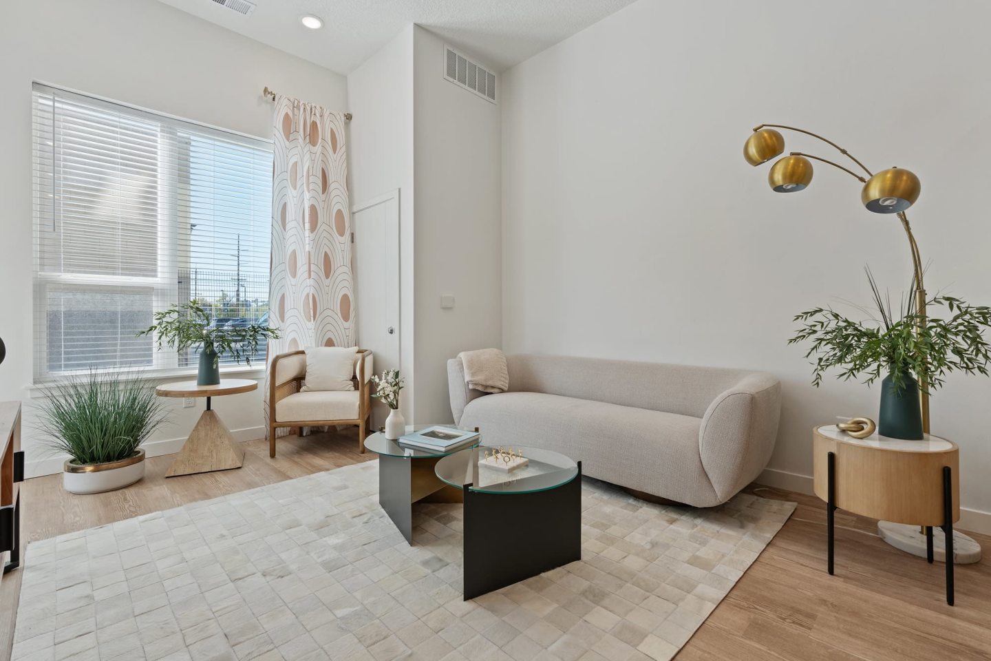 SevenO2 Main Apartments Image 76