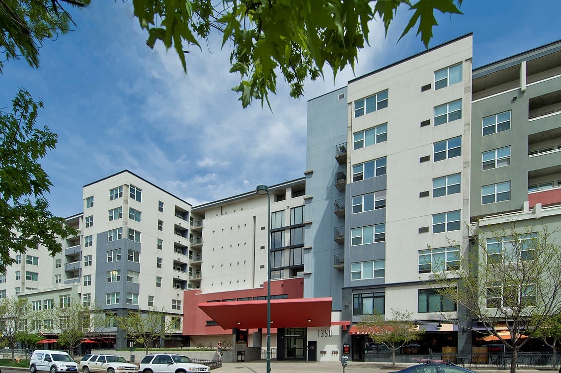 Residences at Capitol Heights Image 11