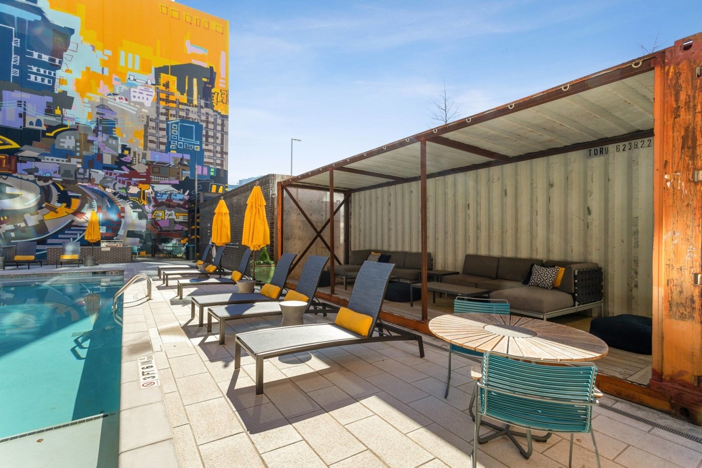 AMLI Westside Image 15