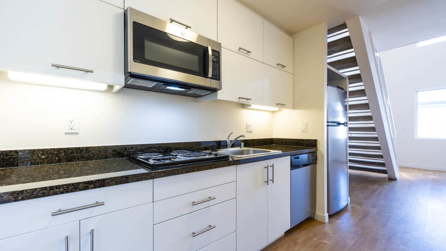 Eleve Lofts and Skydeck Image 5