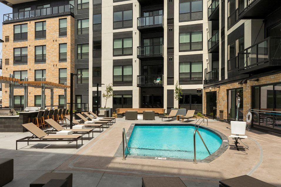 The Residences at 1700 Image 36