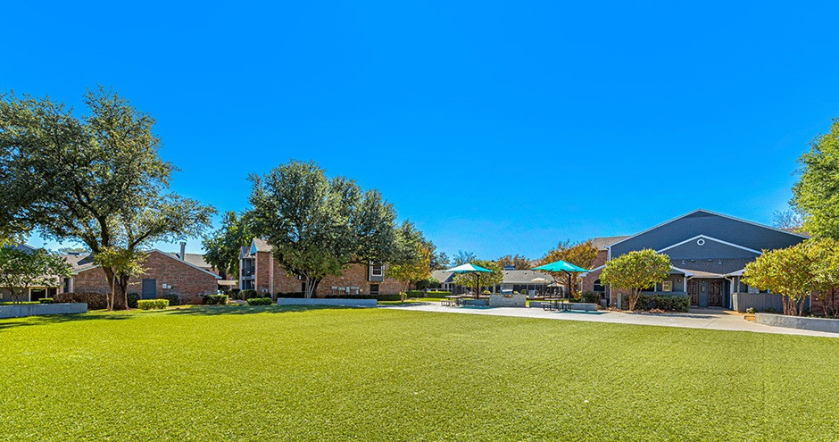 Venue at 8651 Image 32