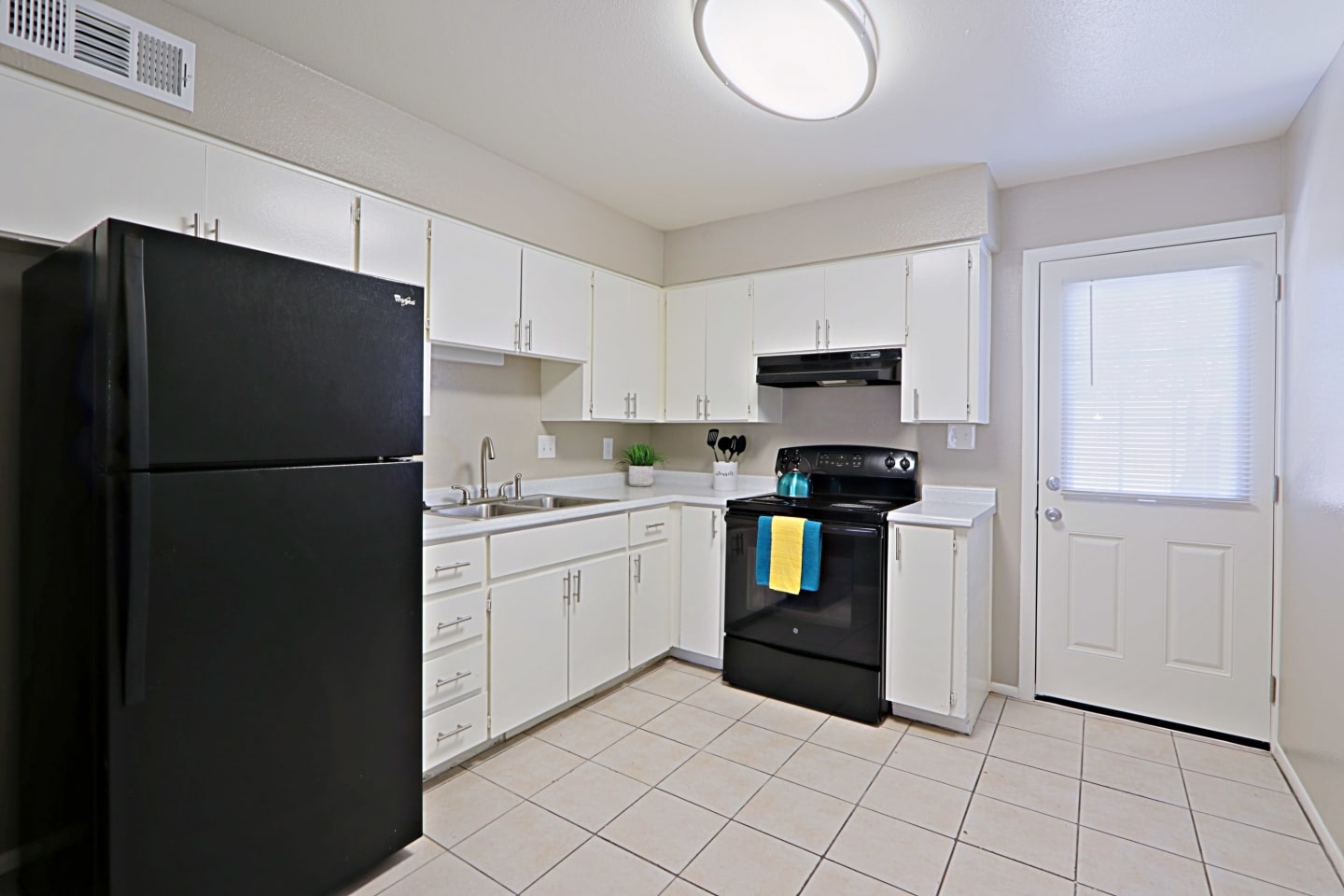 Villas on 28th Image 1