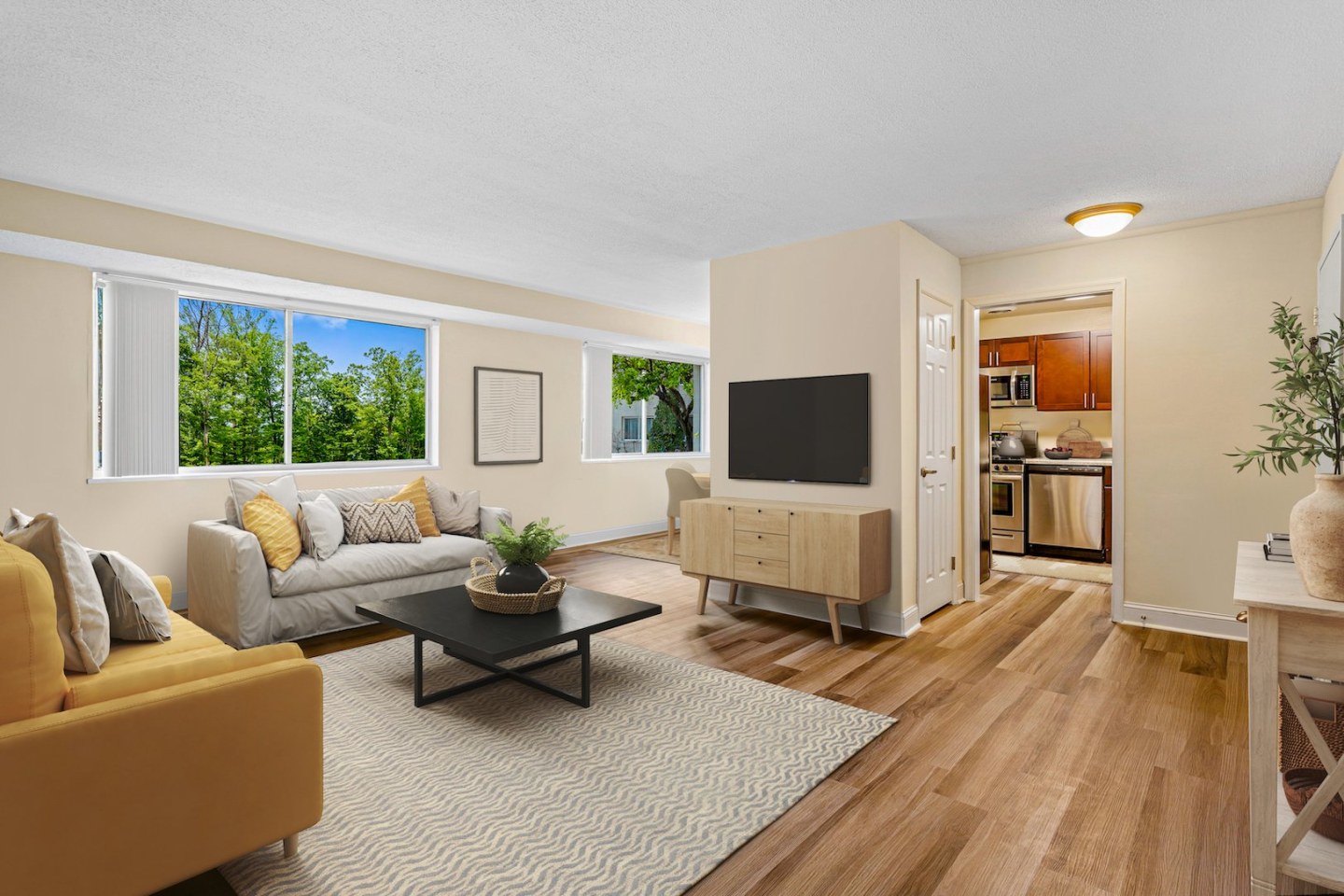 Summit Hills Image 3