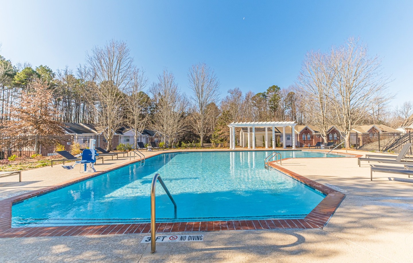 Affordable Housing - Groves of Lawrenceville Image 8