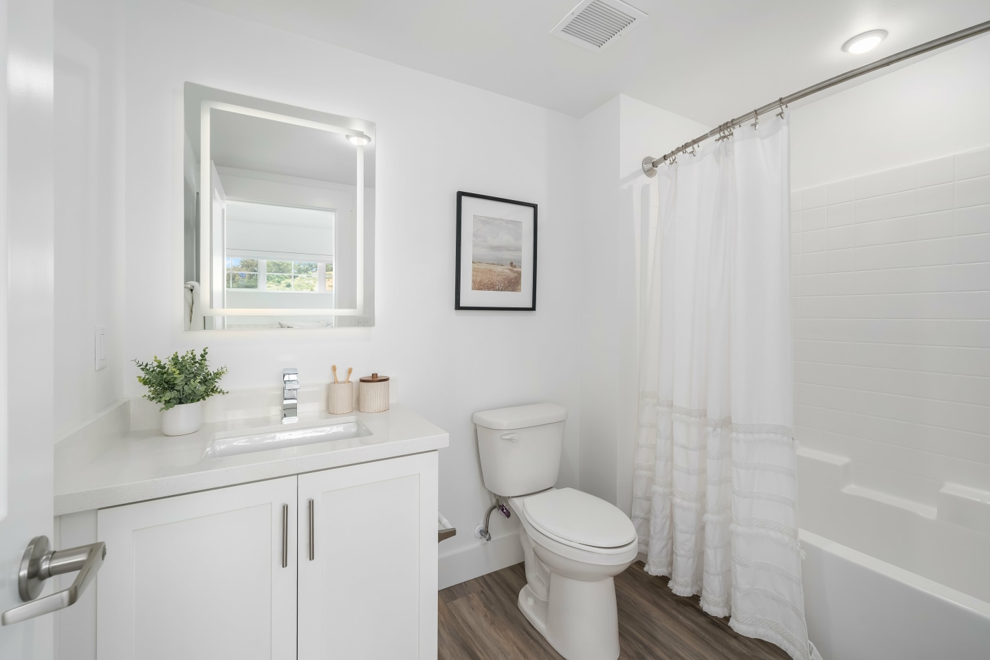 Artisan Apartments Image 11