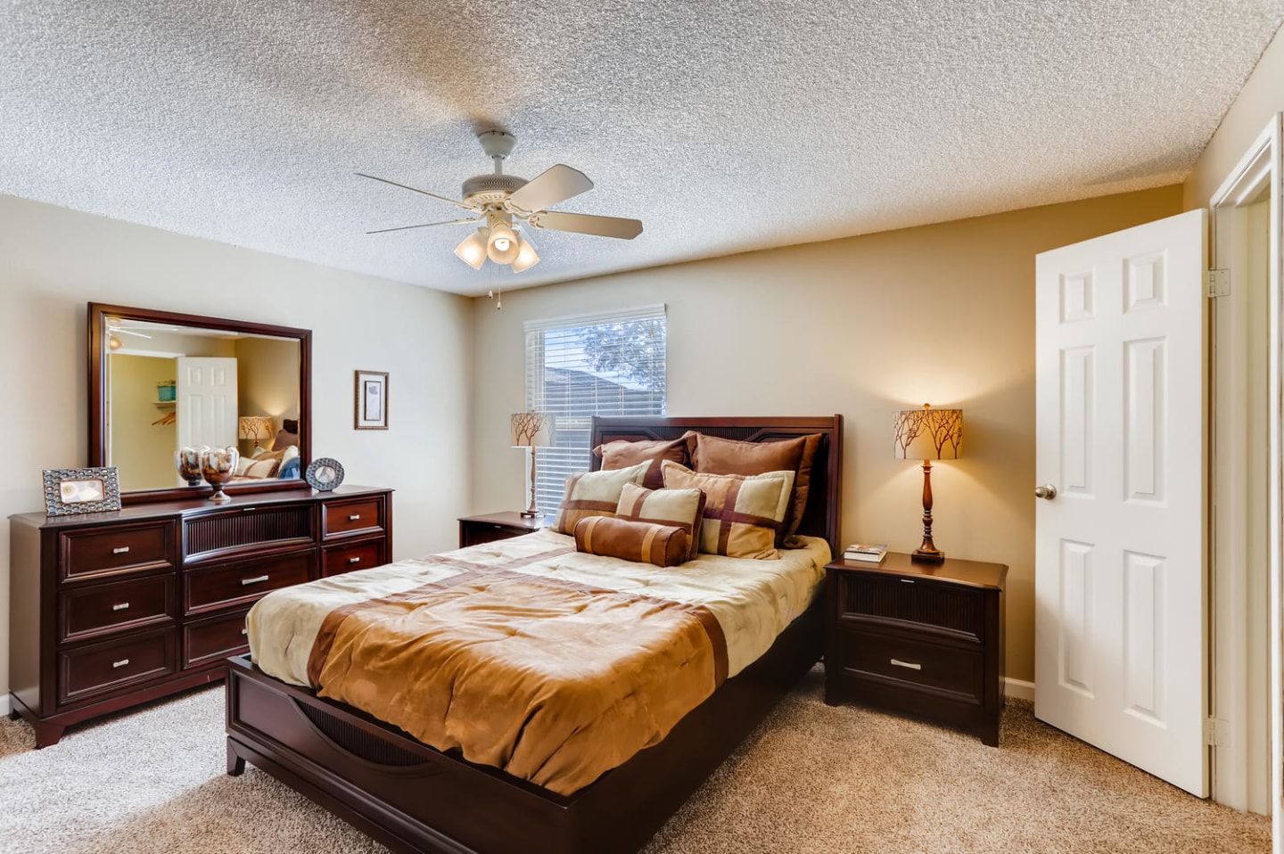 Sterling Heights Image 14