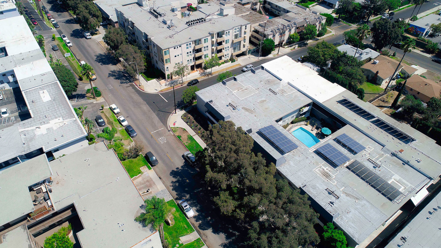 Rose Avenue Image 13