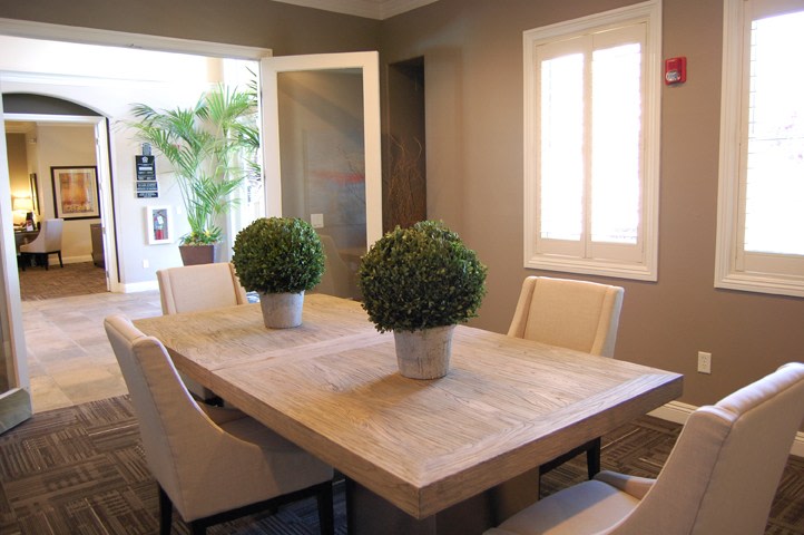 Pinnacle at Galleria Luxury Apartments Image 17