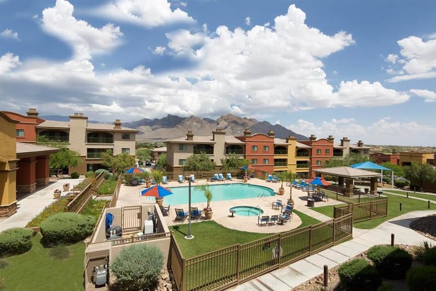 Oro Vista Apartments Image 1