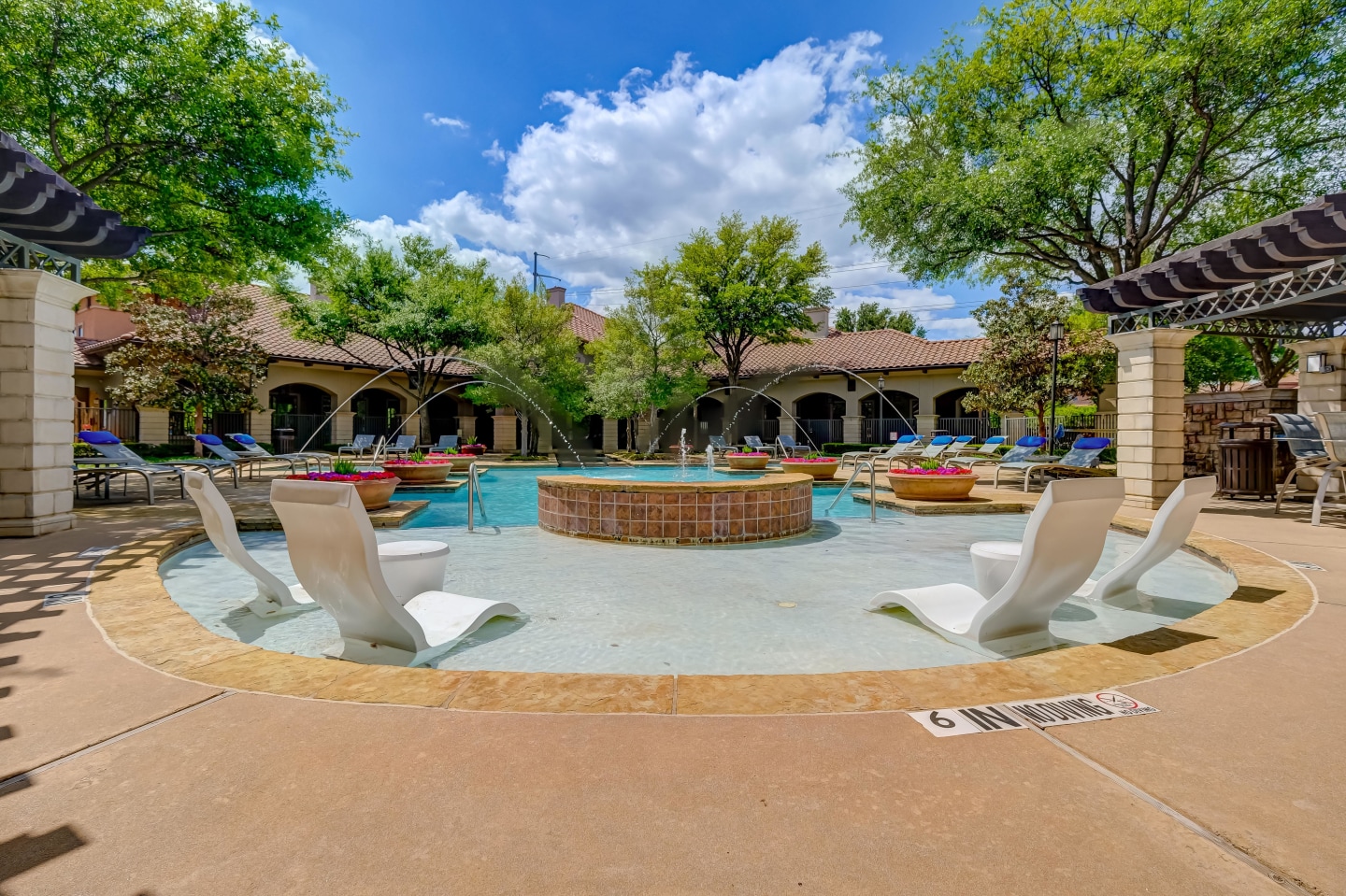 La Villita Lakeside Image 6