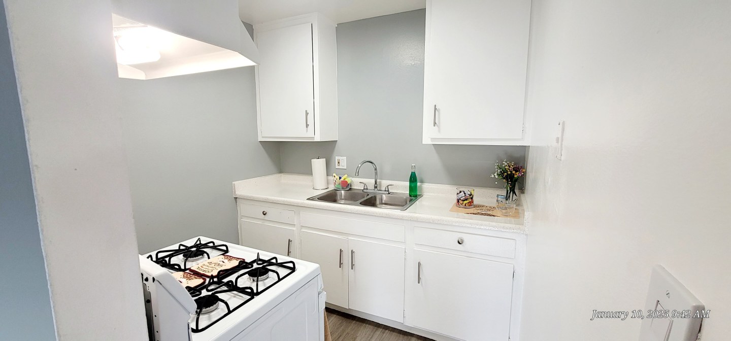 Golden Oaks Image 10