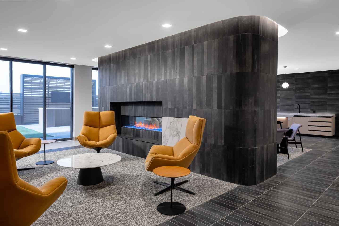Platform Apartments Image 7