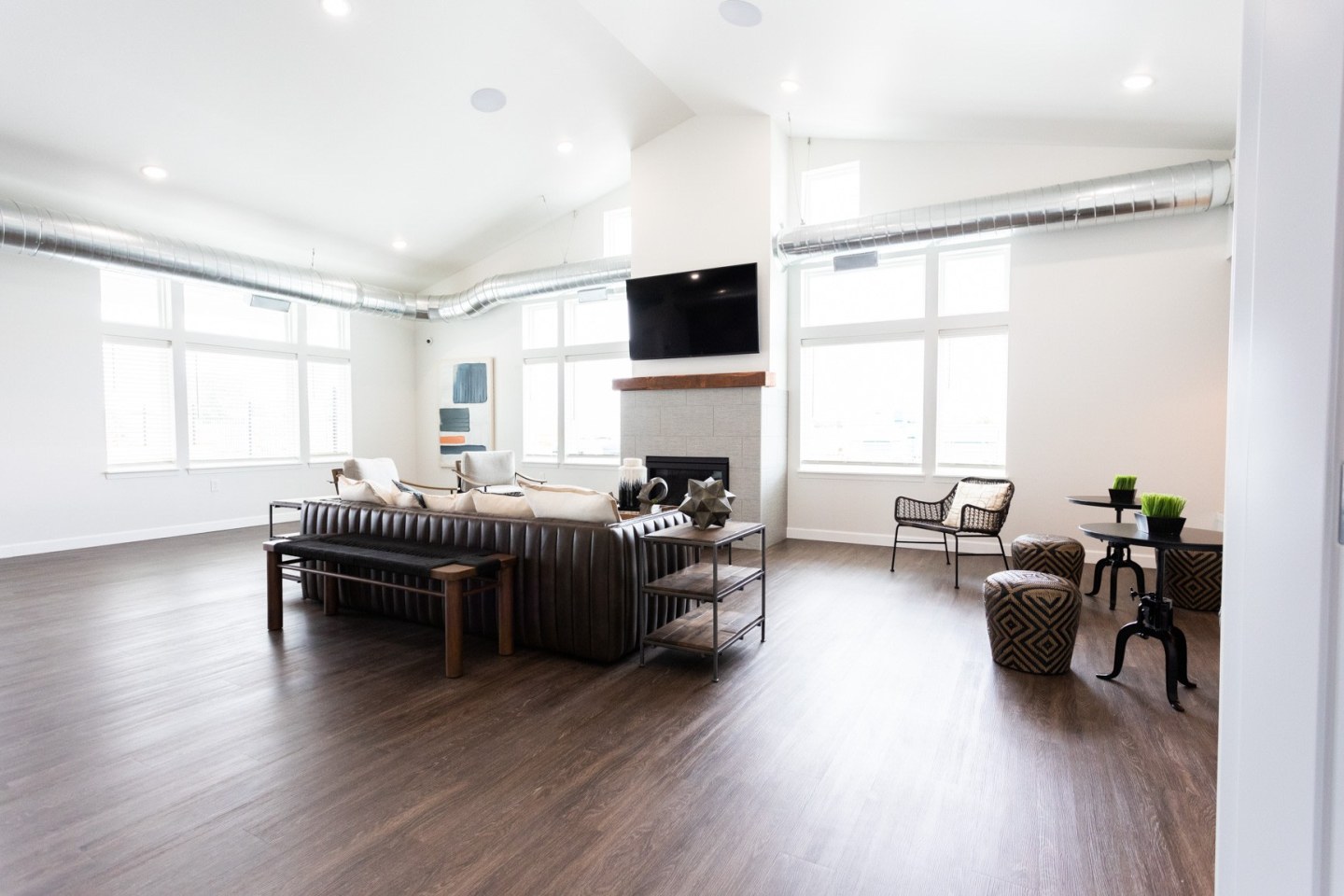 Lux North Image 24