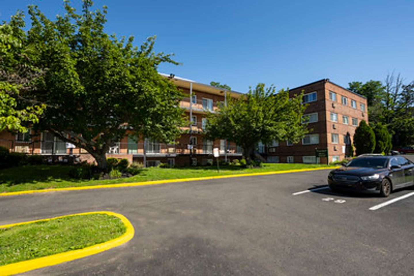 Walnut Terrace Image 4