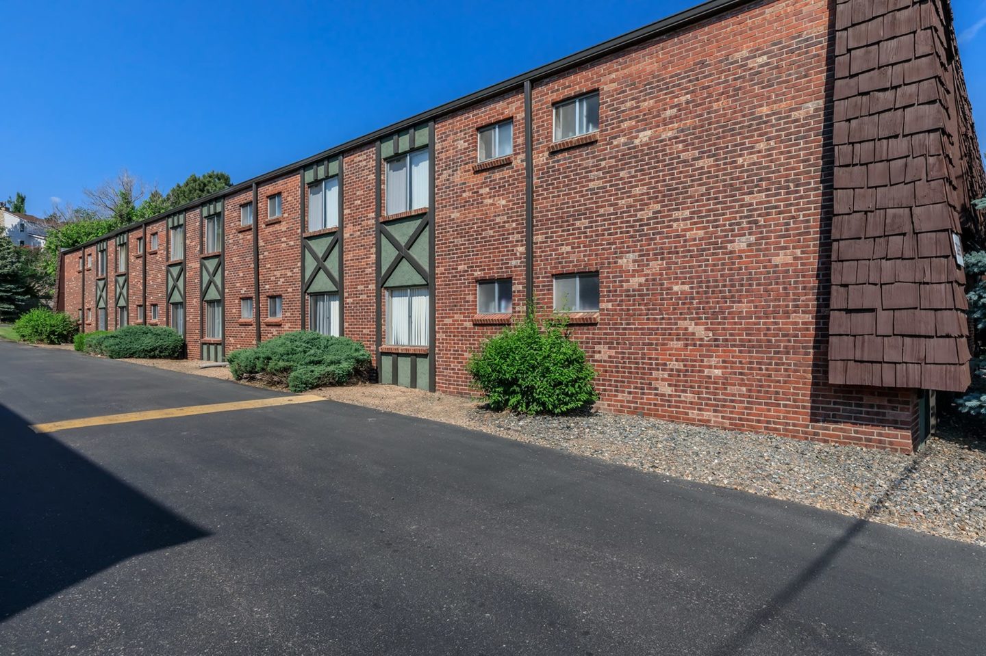 Green Mountain Apartments Image 16