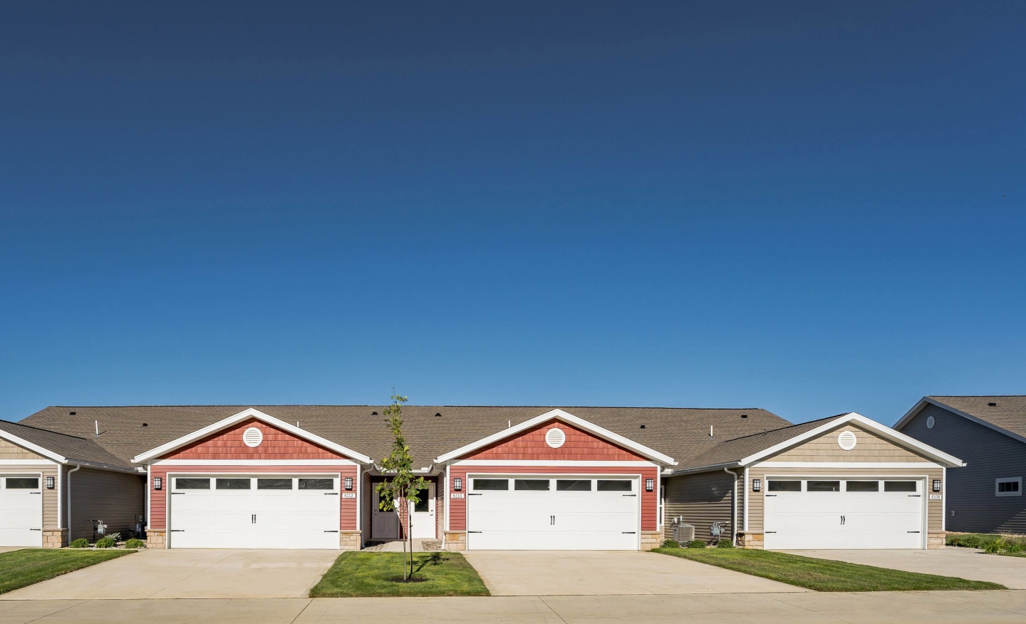Redwood Comstock Township Image 2
