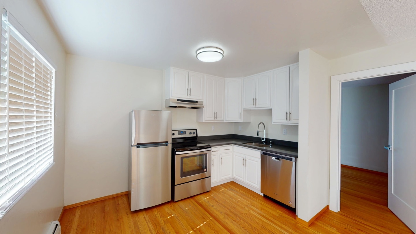 755 Green Street Image 11