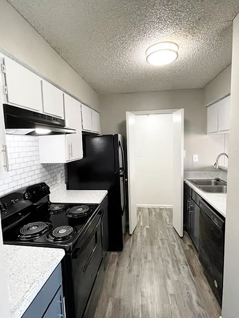 Oak Ridge Apartments Image 13