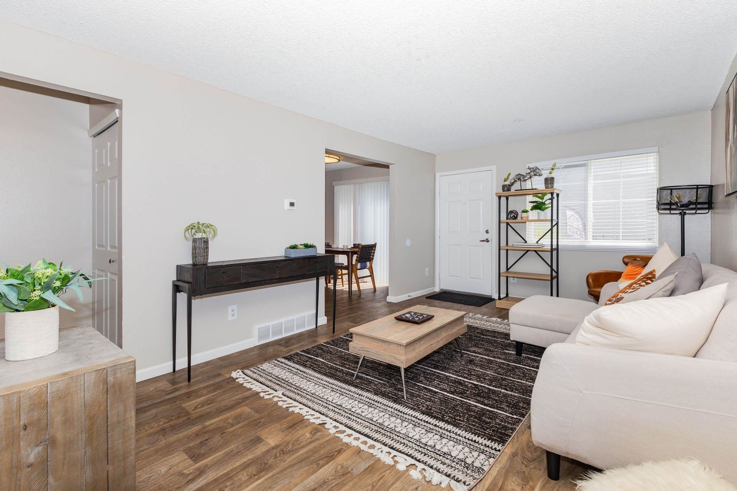 Briar Grove Townhomes Image 31