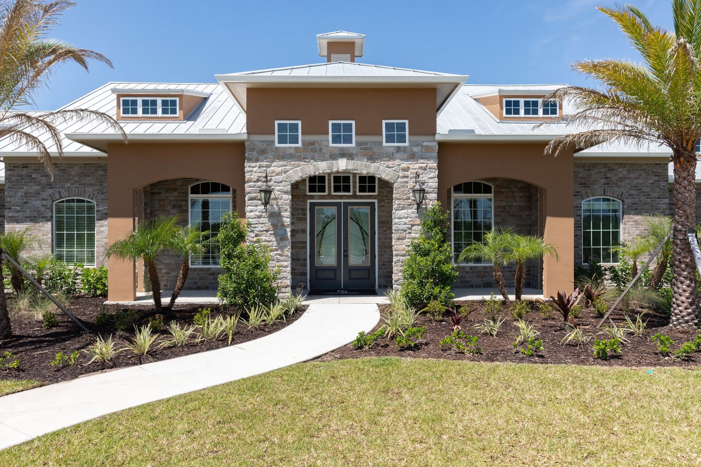 Cocoa Grand Apartments Image 12