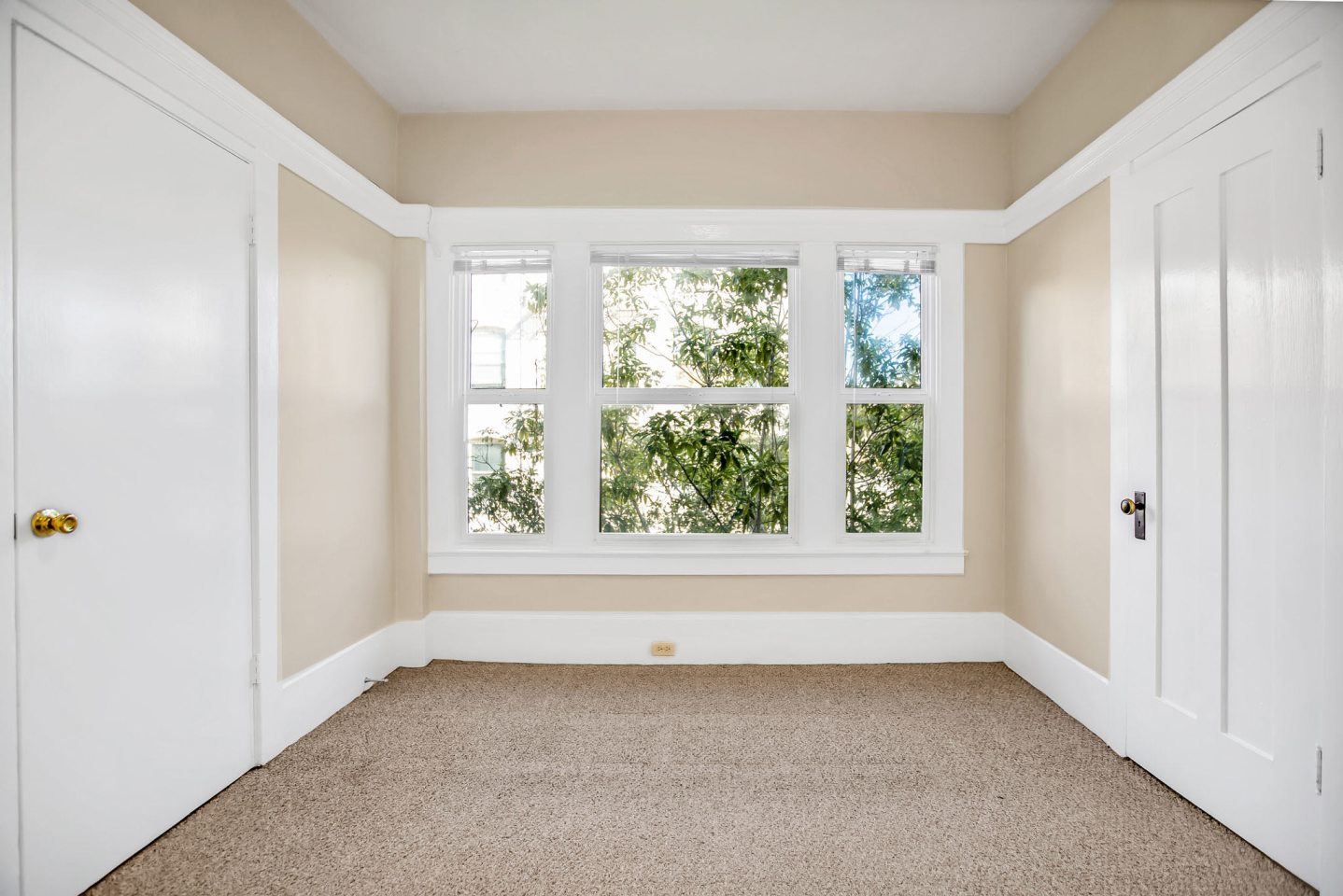 1025 Post Apartments Image 3