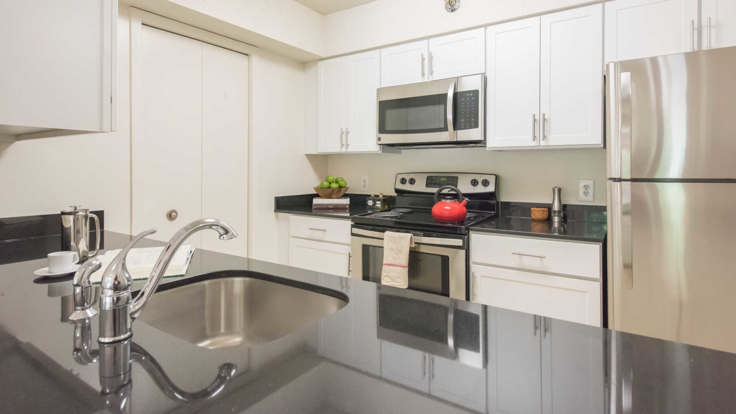 2501 Porter Image 16