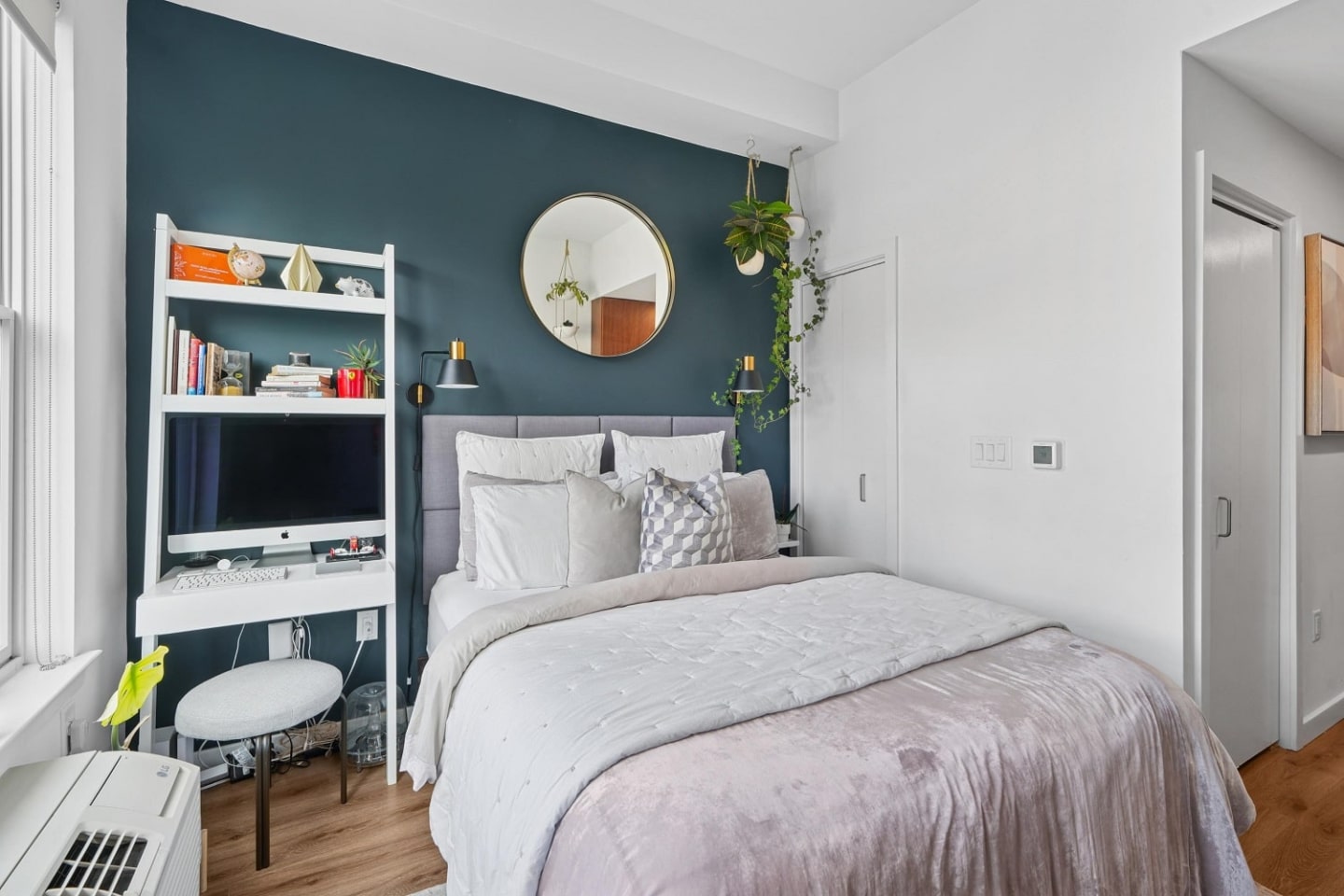 Two South Willow Image 16