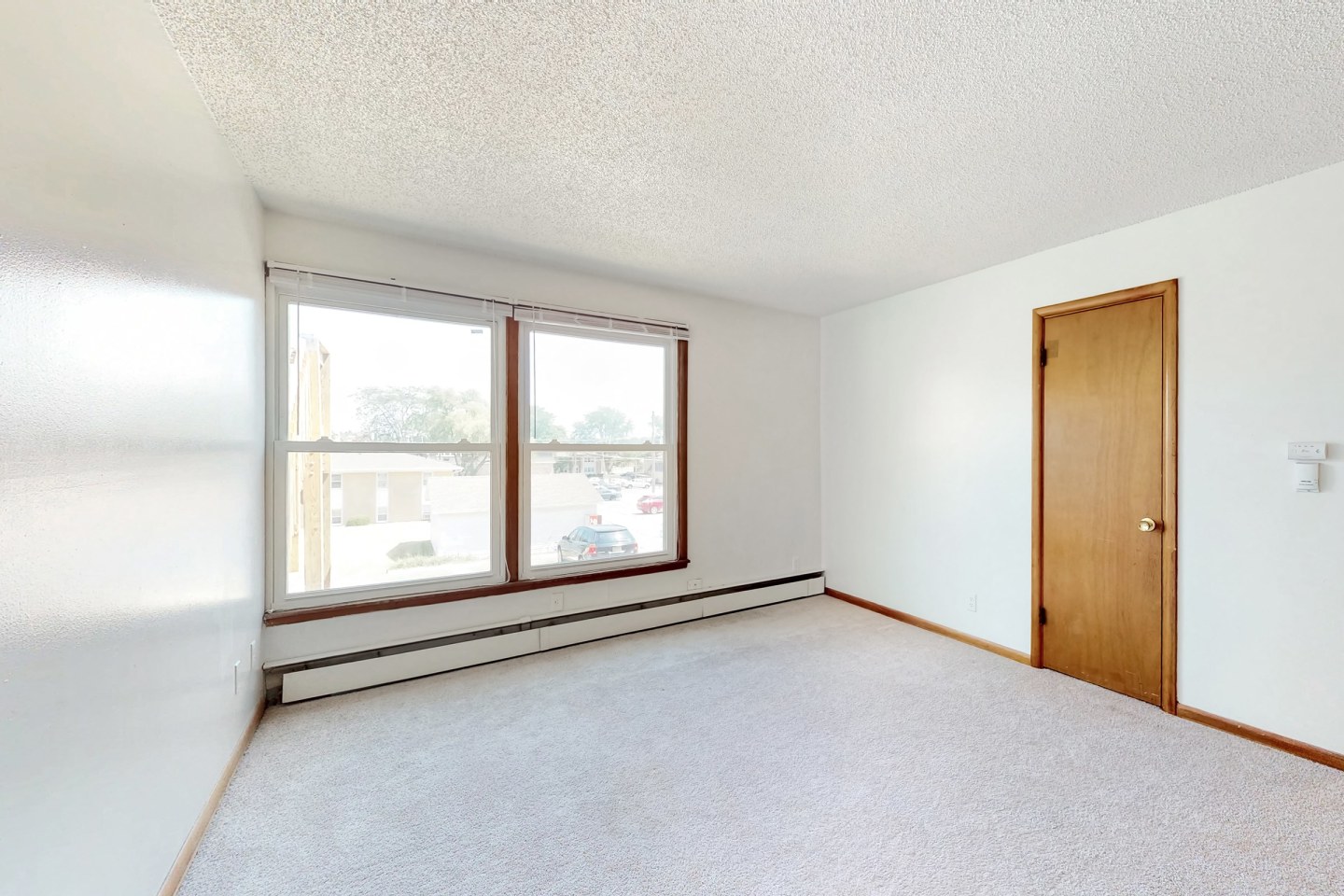 Plaza Manor Image 28