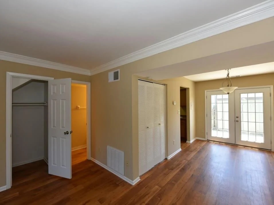 Pavilion Lakes Apartments Image 13