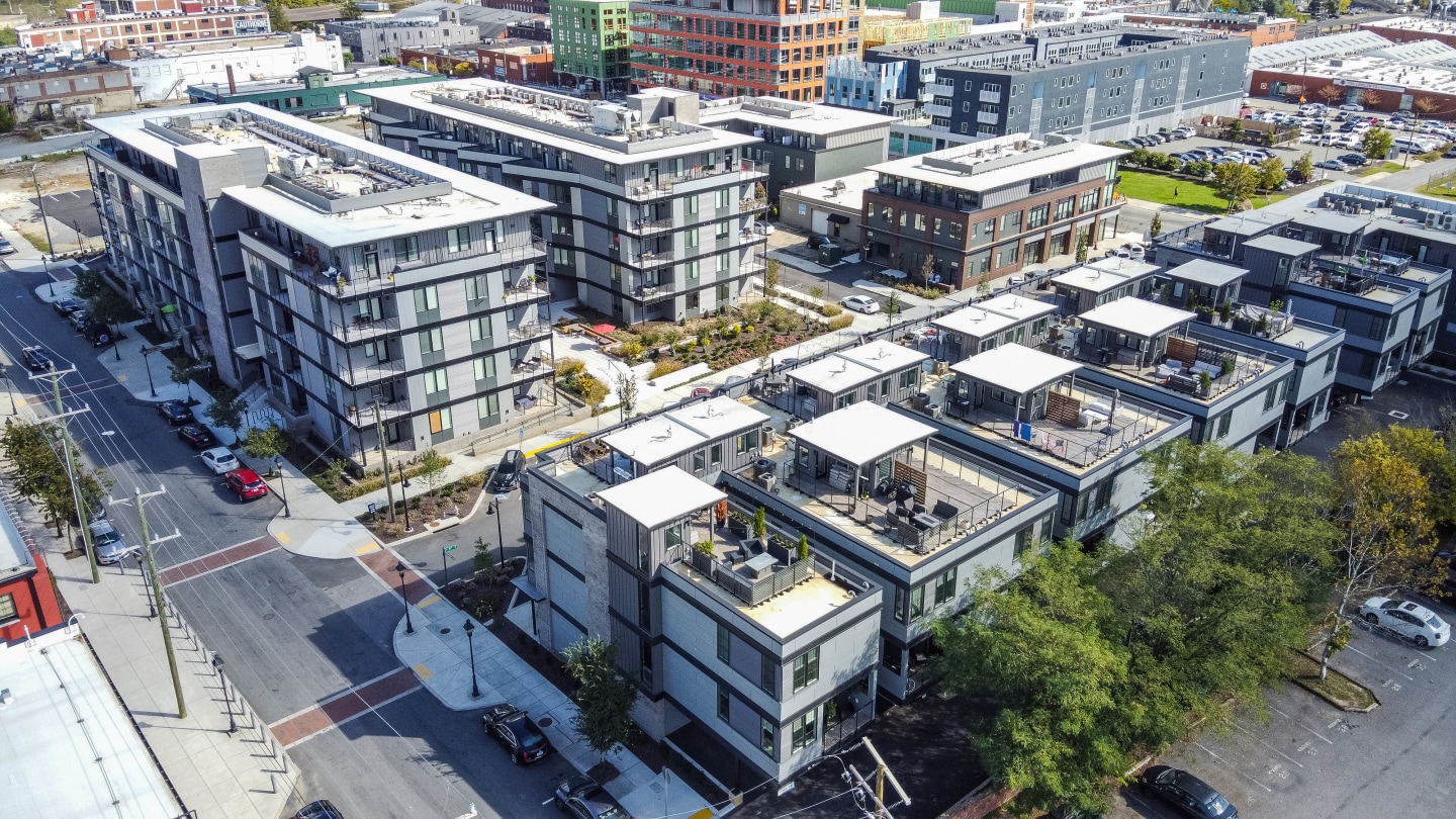 Overlook at City View Image 8