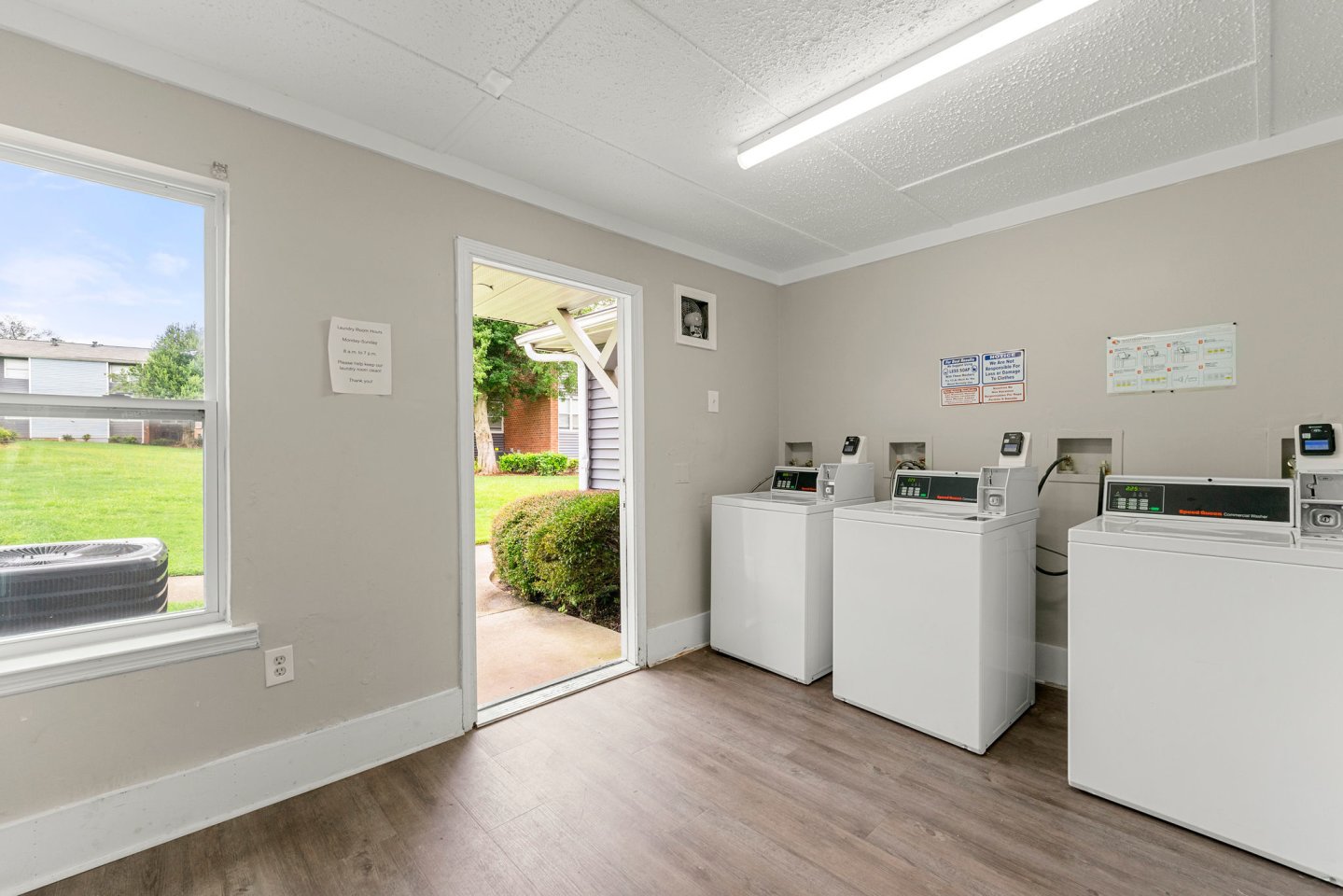445 Cleveland Image 41