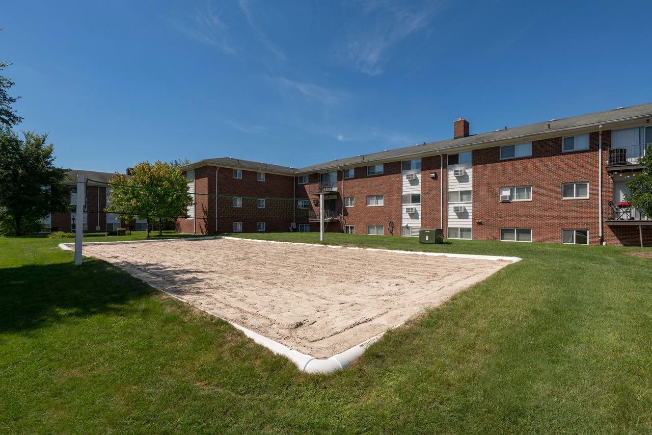 Village Club of Royal Oak Image 12