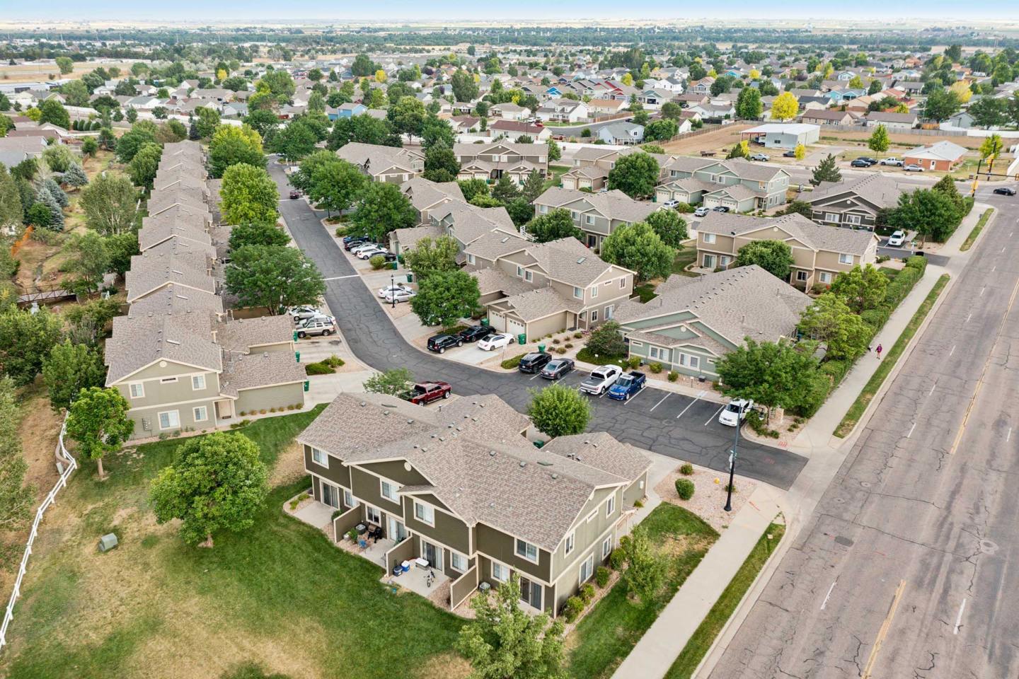 Arbor Garden Townhomes Image 32