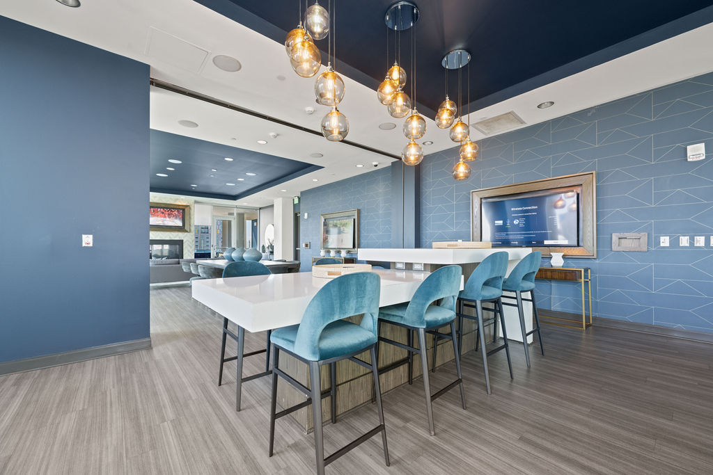 Skyhouse Uptown North Image 19