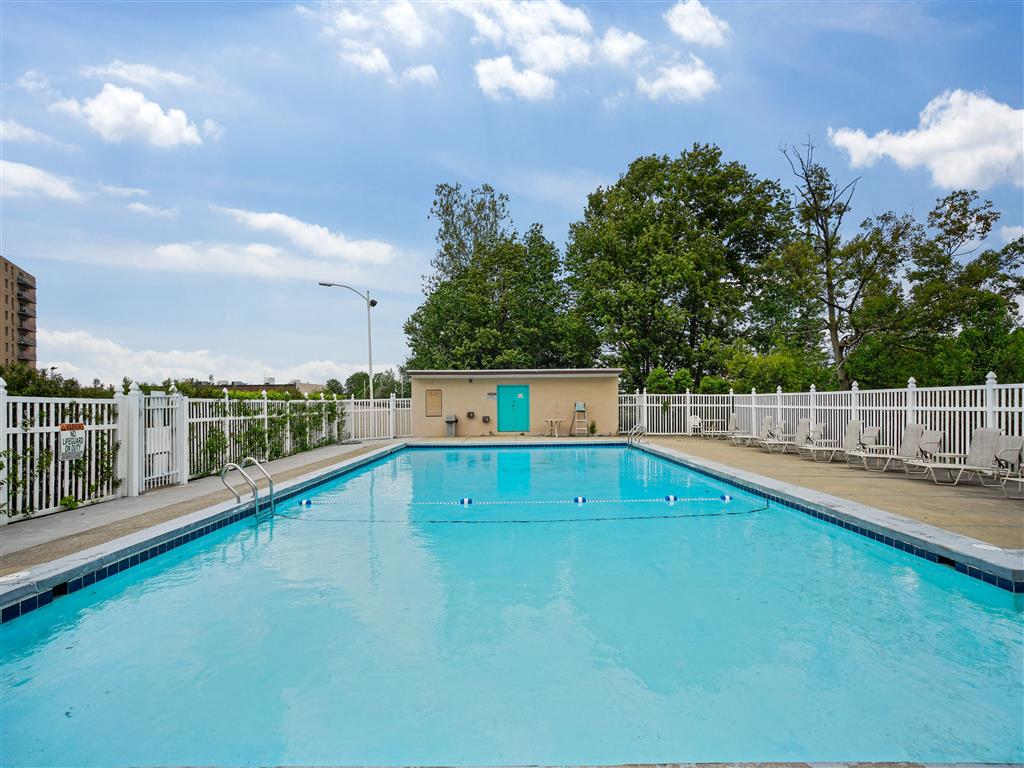 Hummingbird Pointe Image 11