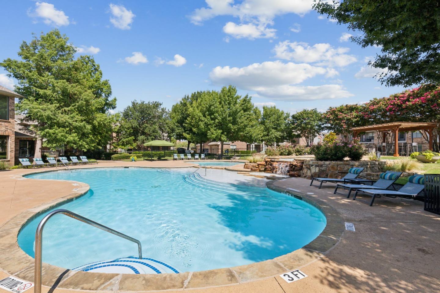 Enclave on Golden Triangle Apartments Image 5